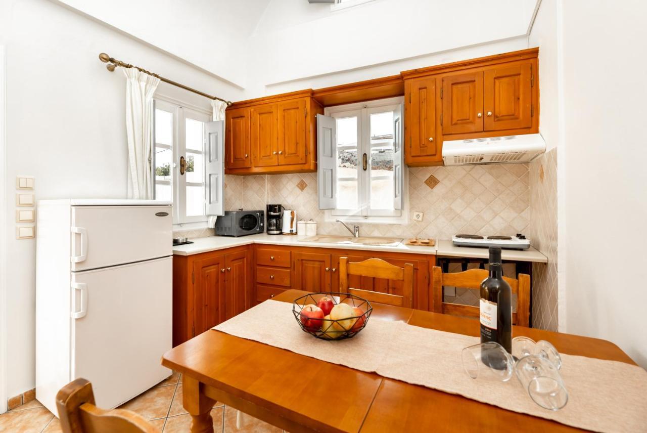Villa By Hotel Thira ثيرا المظهر الخارجي الصورة