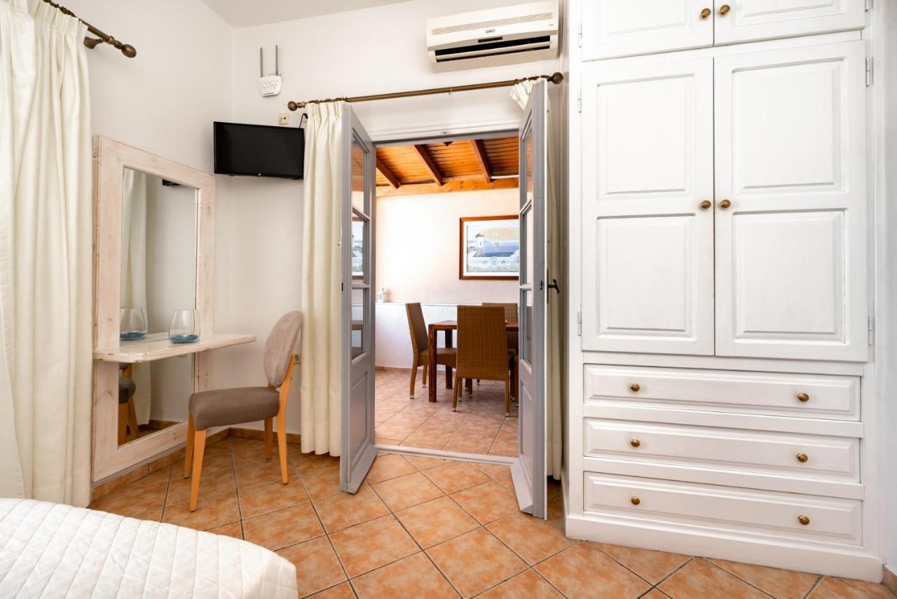 Villa By Hotel Thira ثيرا المظهر الخارجي الصورة